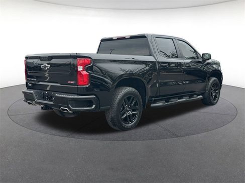 Used 2024 Chevrolet Silverado 1500 RST w/ Z71 Off-Road Package image 5