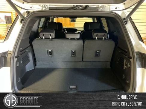 New 2026 Buick Enclave Sport Touring w/ Super Cruise Package image 11