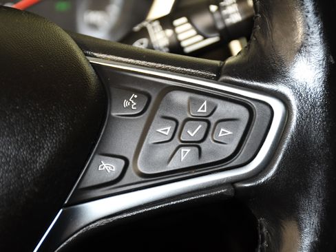 Used 2018 Chevrolet Equinox LT AWD/4WD image 21