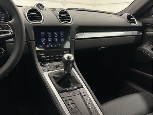 Used 2025 Porsche 718 Cayman S RWD image 22