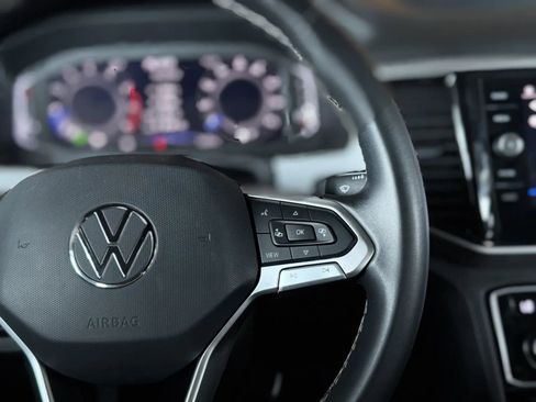 Used 2023 Volkswagen Atlas Cross Sport SE FWD image 23