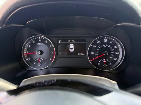 Used 2022 Kia Forte LXS FWD image 23