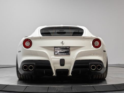 Used 2014 Ferrari F12 Berlinetta image 36