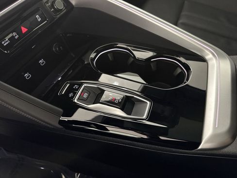 Used 2025 Audi Q5 Premium Plus w/ Premium Plus image 24