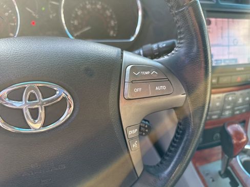 Used 2010 Toyota Highlander Limited image 22