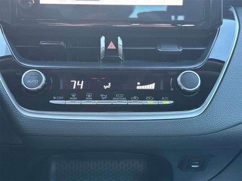 Used 2025 Toyota Corolla LE image 25