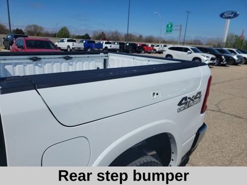 New 2026 RAM 1500 Big Horn AWD/4WD image 7