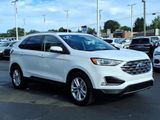 Used 2019 Ford Edge SEL w/ Equipment Group 201A image 3