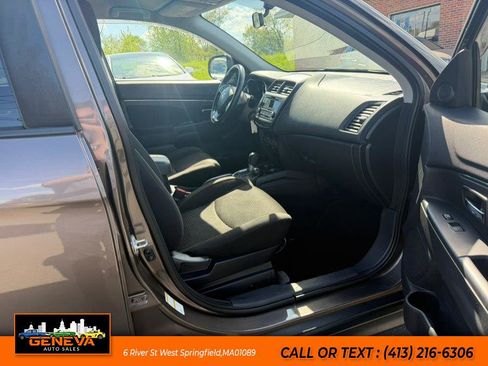 Used 2016 Mitsubishi Outlander Sport ES AWD/4WD image 11
