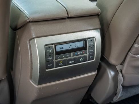 Used 2016 Lexus GX 460 w/ Premium Package AWD/4WD image 38