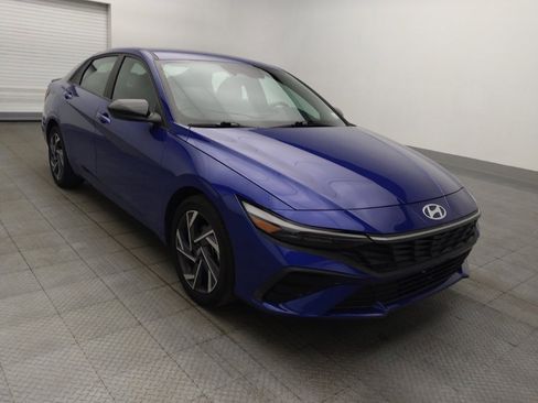 Used 2025 Hyundai Elantra Sport w/ Cargo Package image 13