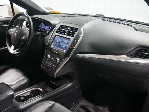 Used 2018 Lincoln MKC Premiere image 14
