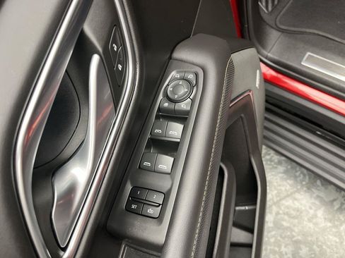 Certified 2022 GMC Yukon AT4 w/ Technology Package AWD/4WD image 10