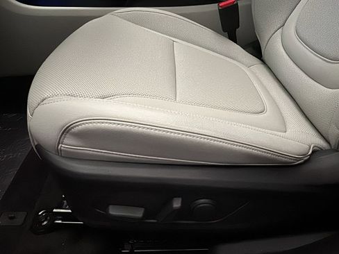 New 2026 Hyundai Tucson Limited image 10