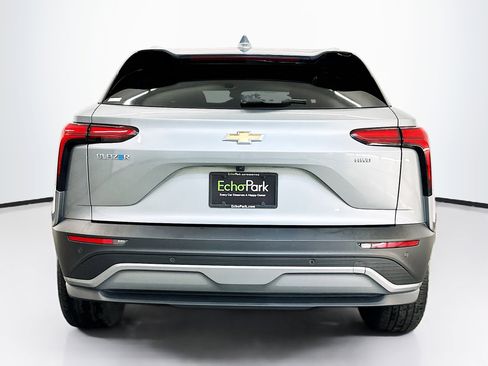 Used 2024 Chevrolet Blazer EV LT image 7