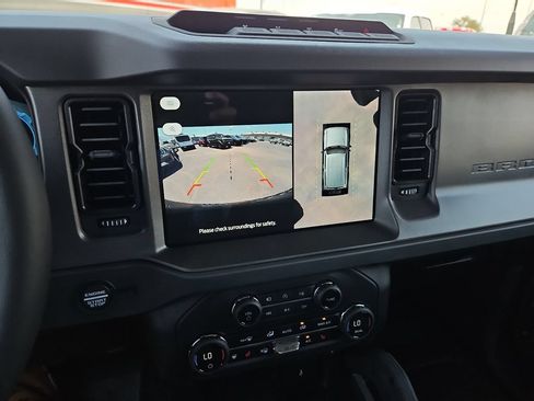 New 2026 Ford Bronco Badlands AWD/4WD image 24