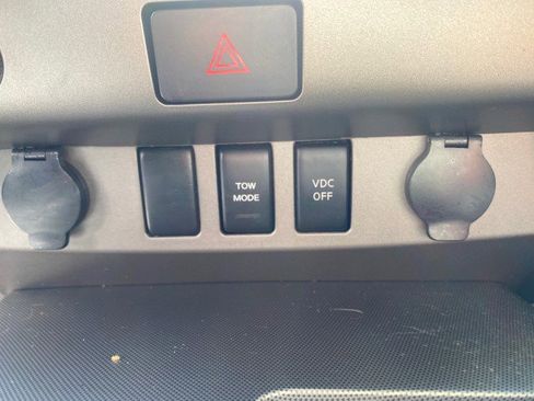 Used 2006 Nissan Armada SE image 49