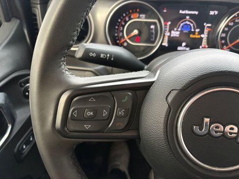 Used 2023 Jeep Wrangler Sport AWD/4WD image 19
