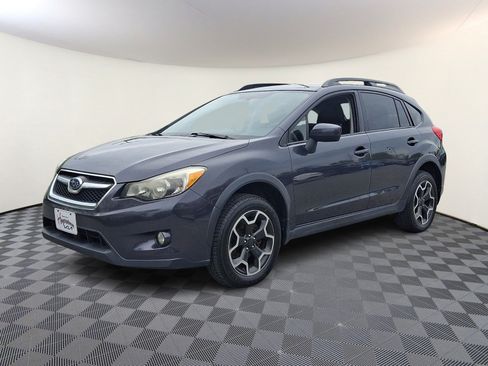 Used 2015 Subaru Crosstrek 2.0i Premium w/ Popular Package #2 AWD/4WD image 3