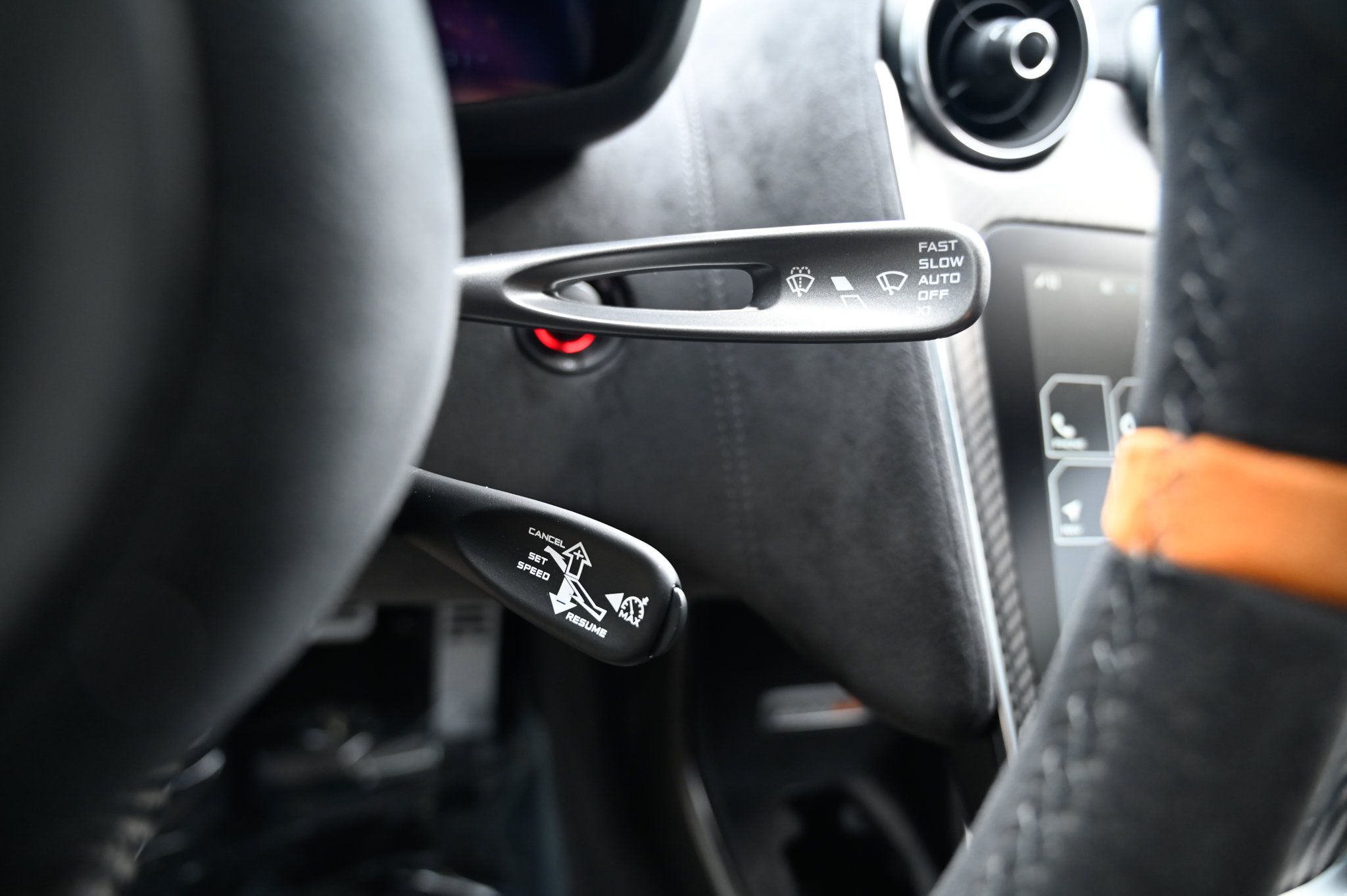 Used 2019 McLaren 600LT RWD image 20