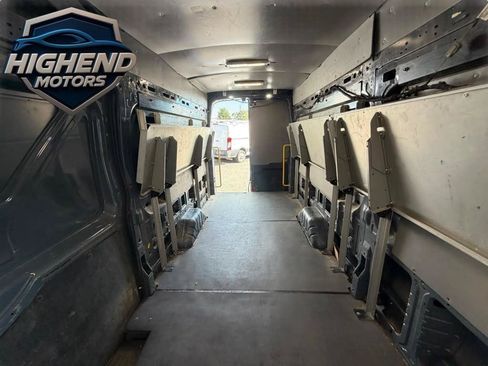 Used 2019 Ford Transit 250 148 High Roof Extended RWD image 18