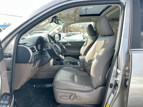 Used 2020 Lexus GX 460 Premium image 21