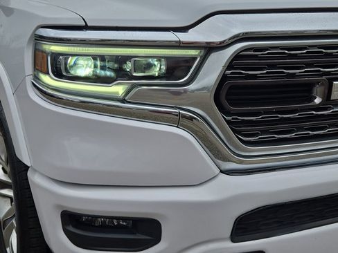 Used 2023 RAM 1500 Limited w/ Body Color Bumper Group AWD/4WD image 5