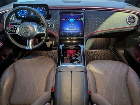 Used 2023 Mercedes-Benz EQE 500 500 Sedan image 30