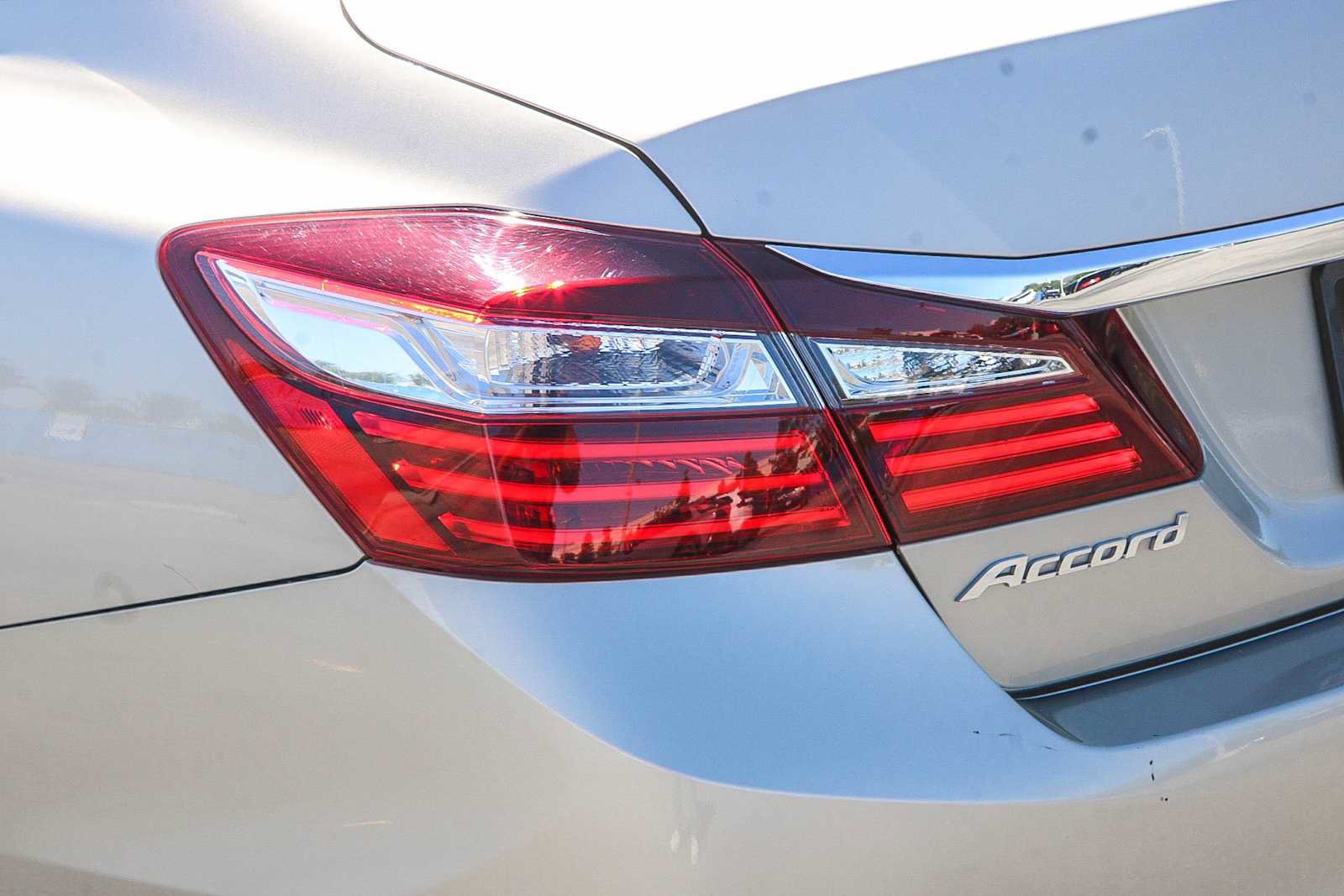 Certified 2017 Honda Accord LX image 7