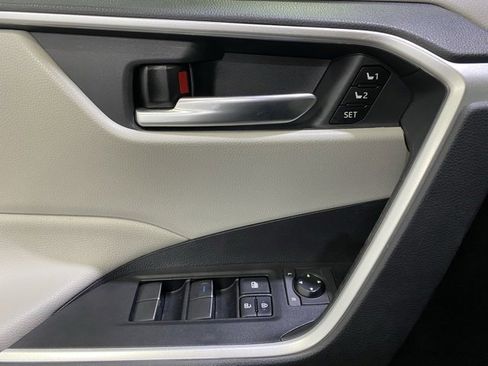 Certified 2021 Toyota RAV4 XLE Premium image 14