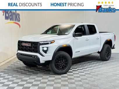 New 2026 GMC Canyon Elevation w/ Convenience Package