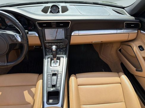 Certified 2013 Porsche 911 Carrera S RWD image 29