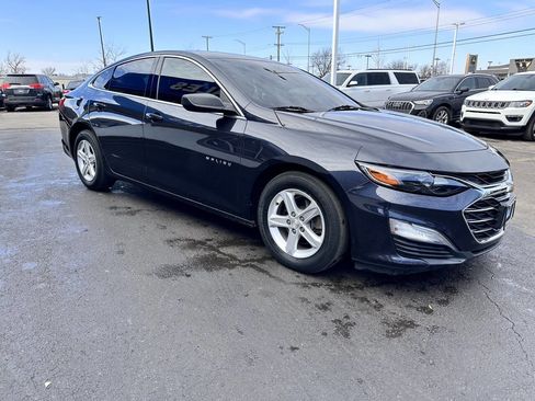 Used 2022 Chevrolet Malibu LS image 8