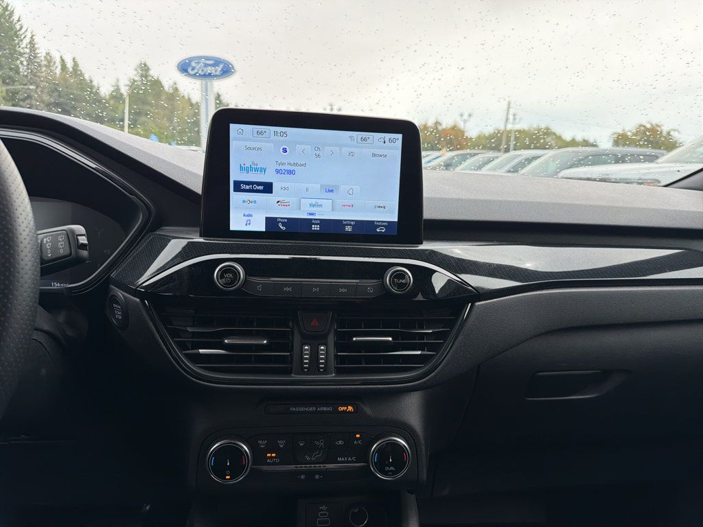Used 2025 Ford Escape ST-Line AWD/4WD image 18