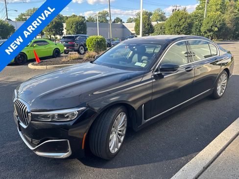Used 2020 BMW 740i xDrive AWD/4WD image 5