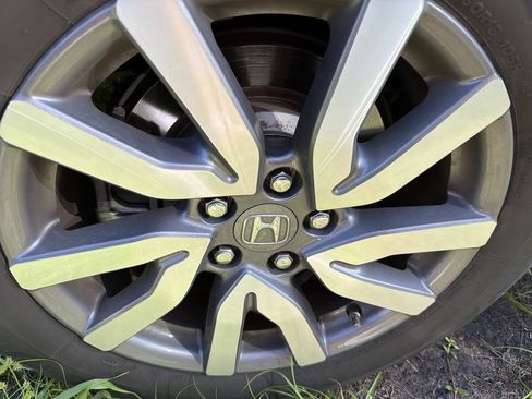 Used 2020 Honda Pilot EX-L image 11