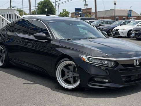 Used 2020 Honda Accord Sport image 8