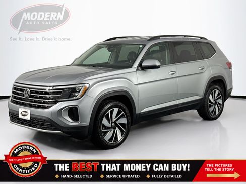 Used 2024 Volkswagen Atlas SE AWD/4WD image 1