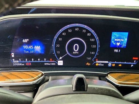 Used 2023 Cadillac Escalade Sport Platinum w/ LPO, ONYX Package AWD/4WD image 14