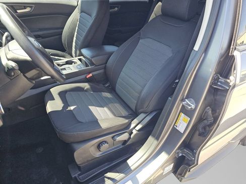 Used 2023 Ford Edge SE AWD/4WD image 6