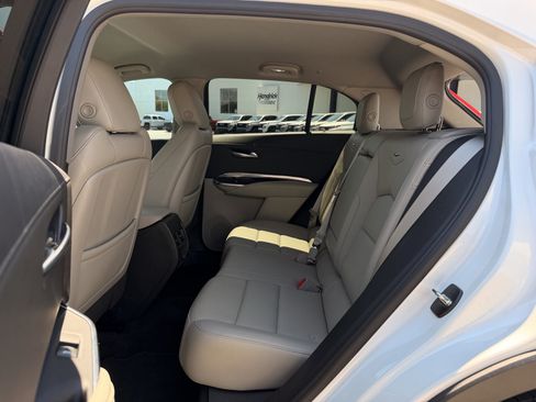Used 2023 Cadillac XT4 Luxury FWD image 28