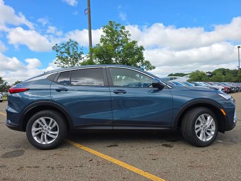 New 2026 Buick Envista Sport Touring w/ Convenience I Package FWD image 16