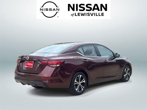 Used 2023 Nissan Sentra SV image 3