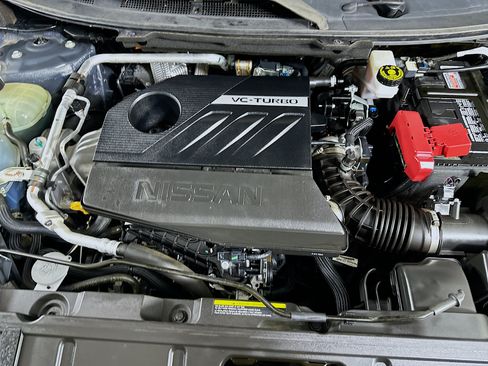 Used 2025 Nissan Rogue SV AWD/4WD image 32