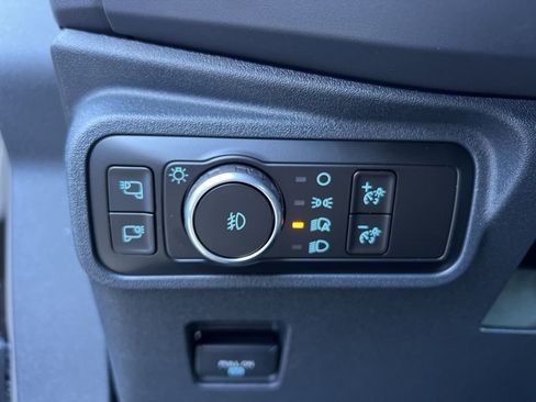 New 2025 Ford Bronco Outer Banks image 14