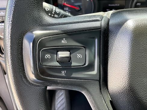 Used 2022 Chevrolet Silverado 1500 Custom image 19