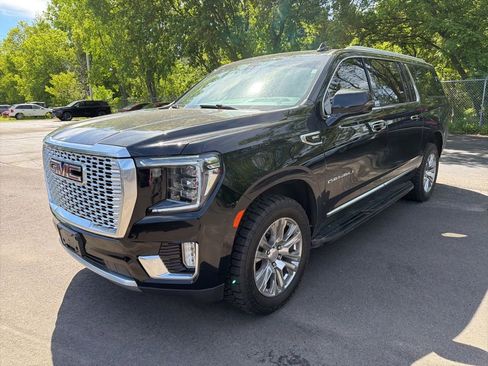 Used 2021 GMC Yukon XL Denali w/ Max Trailering Package AWD/4WD image 1