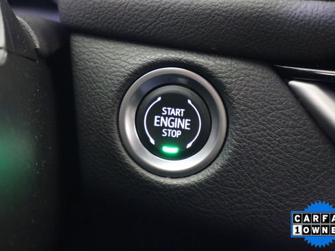 Used 2025 Cadillac XT4 Premium Luxury FWD image 34