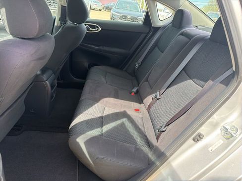 Used 2013 Nissan Sentra SR FWD image 23