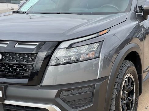 Used 2025 Nissan Pathfinder Rock Creek image 9